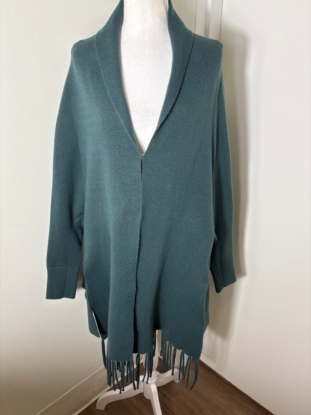 Love Token Green Open Front Cardigan Sweater Sz M/L